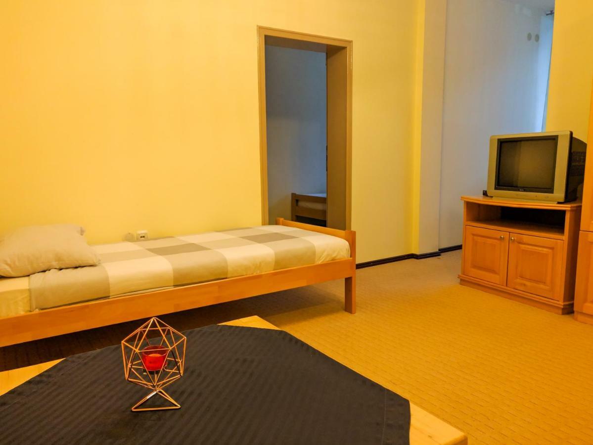 Motel Stecak ไยเซ ภายนอก รูปภาพ