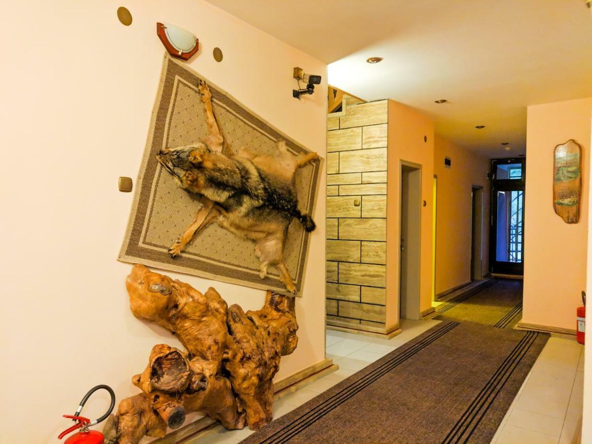 Motel Stecak ไยเซ ภายนอก รูปภาพ